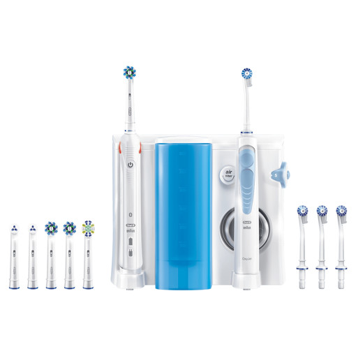 Oral-B Oral Center Spazzolino Elettrico Smart 5000 e Idropulsore Oxyjet + 4 testine