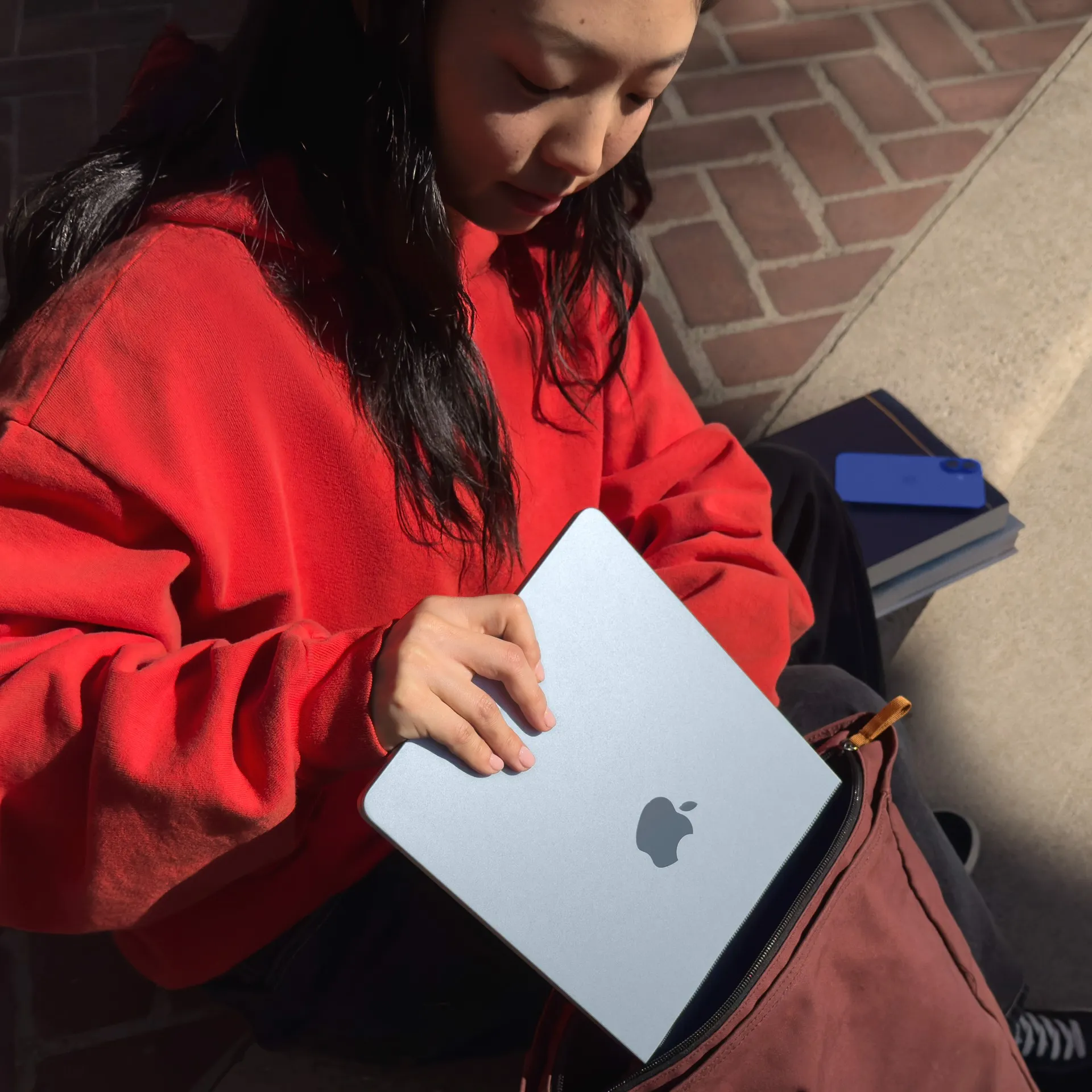 APPLE MacBook Air 13'' M4 chip 10-core CPU 10-core GPU, 16GB