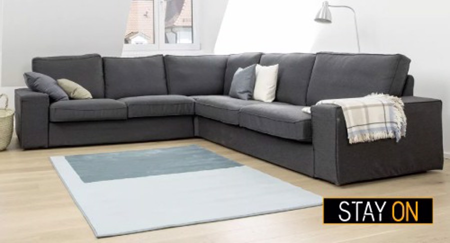 Come pulire tappeti e divani con la scopa a vapore